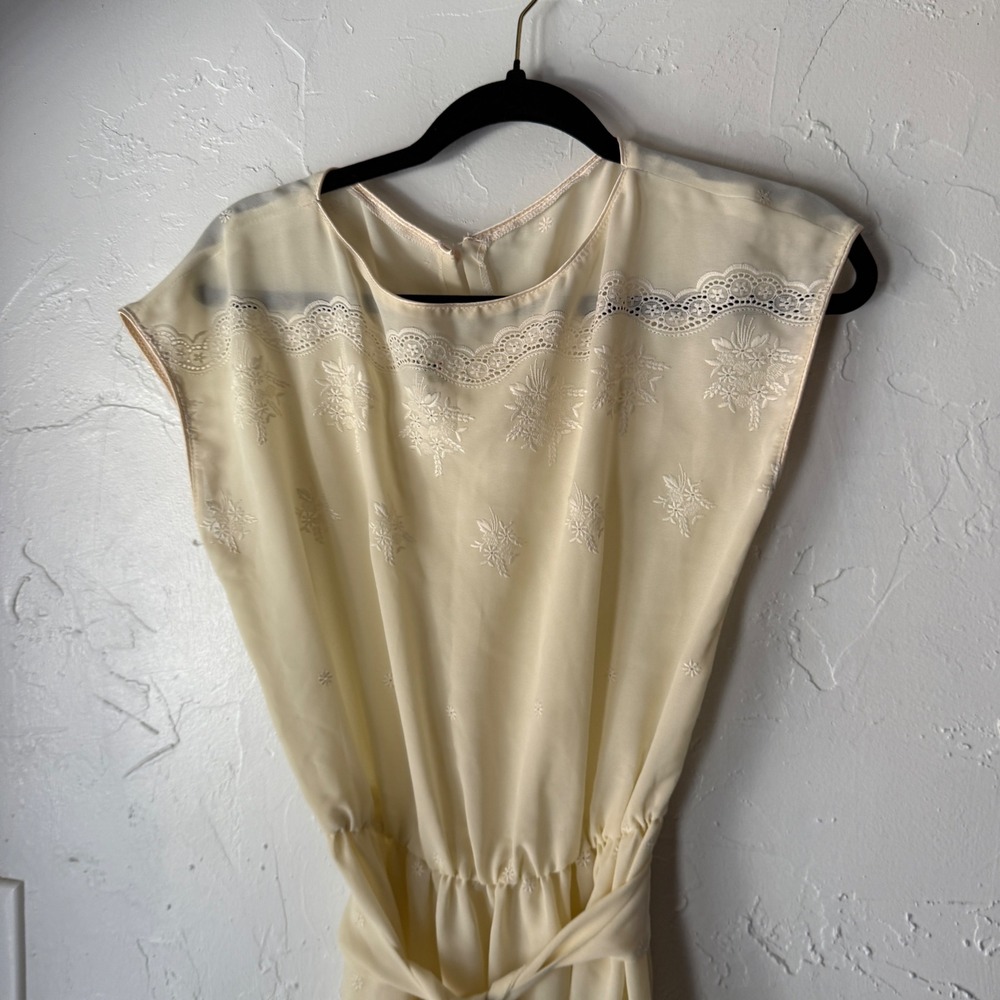 Jody of‎ California Vintage 50-60s Retro Cream Eyelet Lace Cottage Midi Dress - Picture 4 of 9